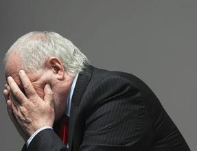 老人患上白癜风需要注意什么