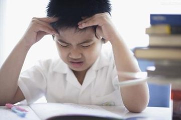 青少年白癜风是如何形成的呢