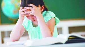 青少年该怎么正确治疗白癜风?