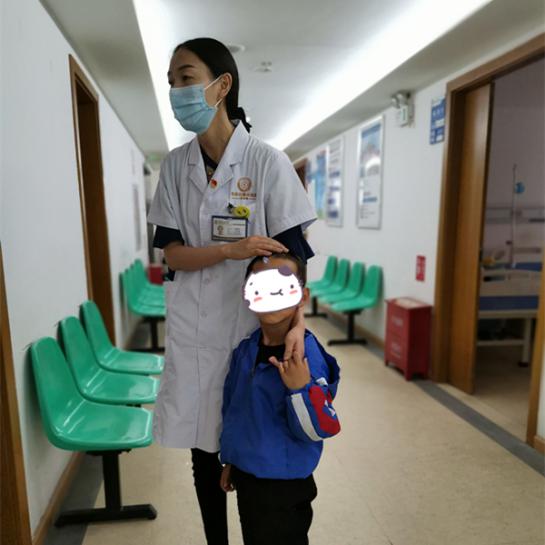 青少年白癜风专属诊疗体系 高效祛白颜值不打折